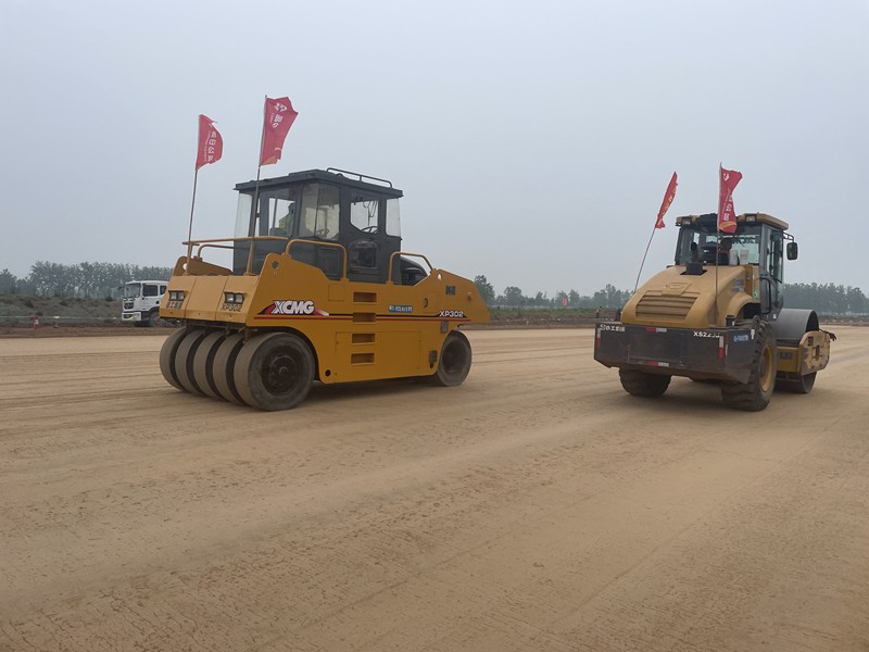 3-水泥土施工，機(jī)械碾壓My3msL_副本