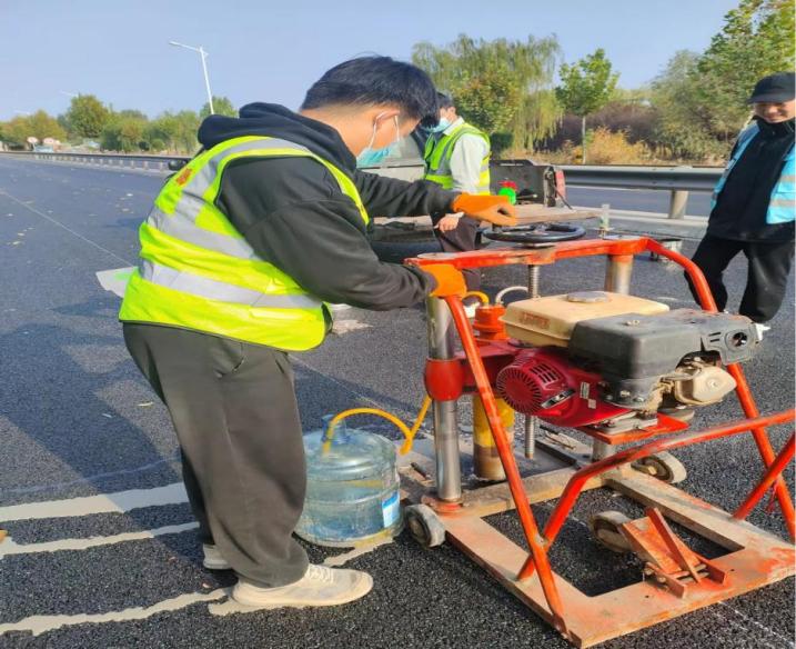 平凡中的堅(jiān)守，工程質(zhì)量的“守護(hù)者”