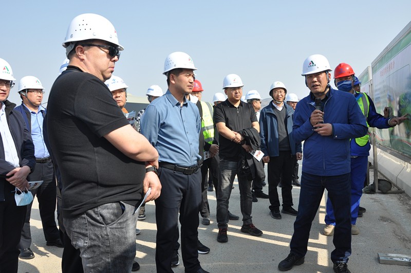 濟南至濰坊高速公路項目現(xiàn)場召開觀摩會