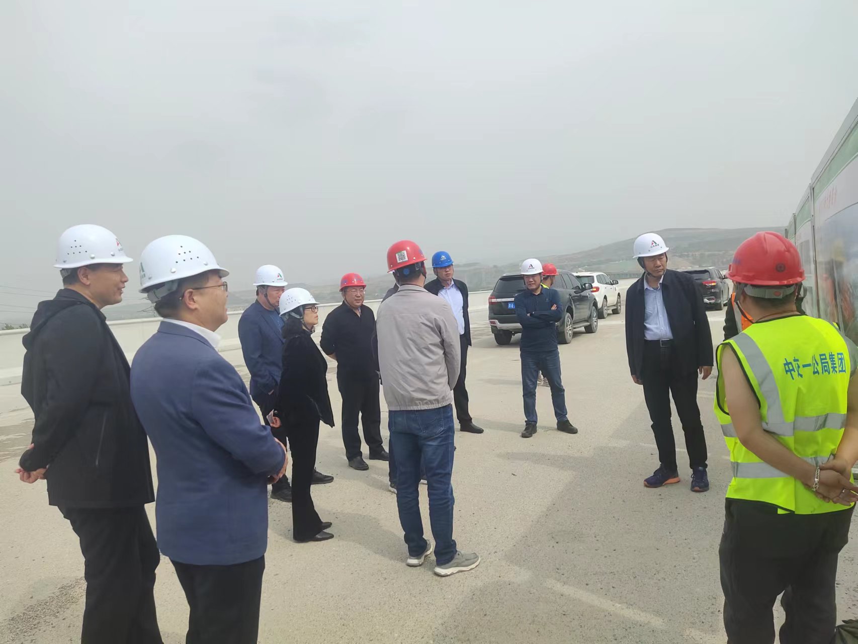 省交通運輸廳工程建設(shè)事務(wù)中心蒞臨濟(jì)濰高速四標(biāo)段進(jìn)行綜合督導(dǎo)