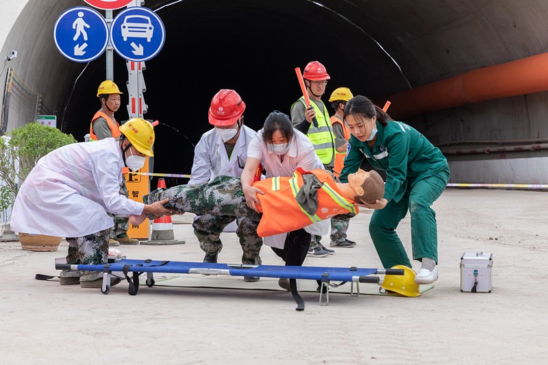 3、演練救援_副本