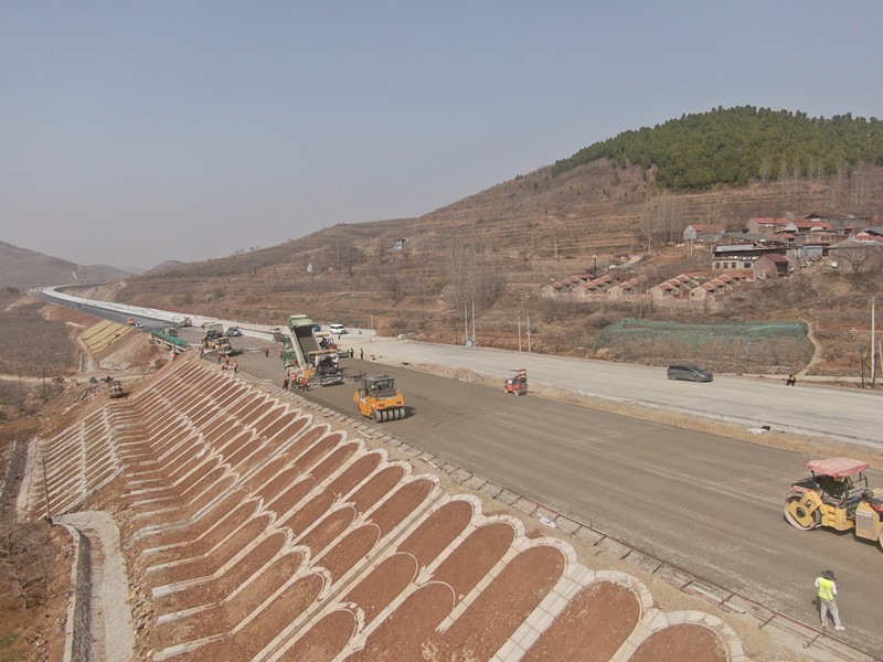 臨臨高速六標(biāo)開展2024年臨臨高速質(zhì)量安全標(biāo)桿工程創(chuàng)建活動(dòng)