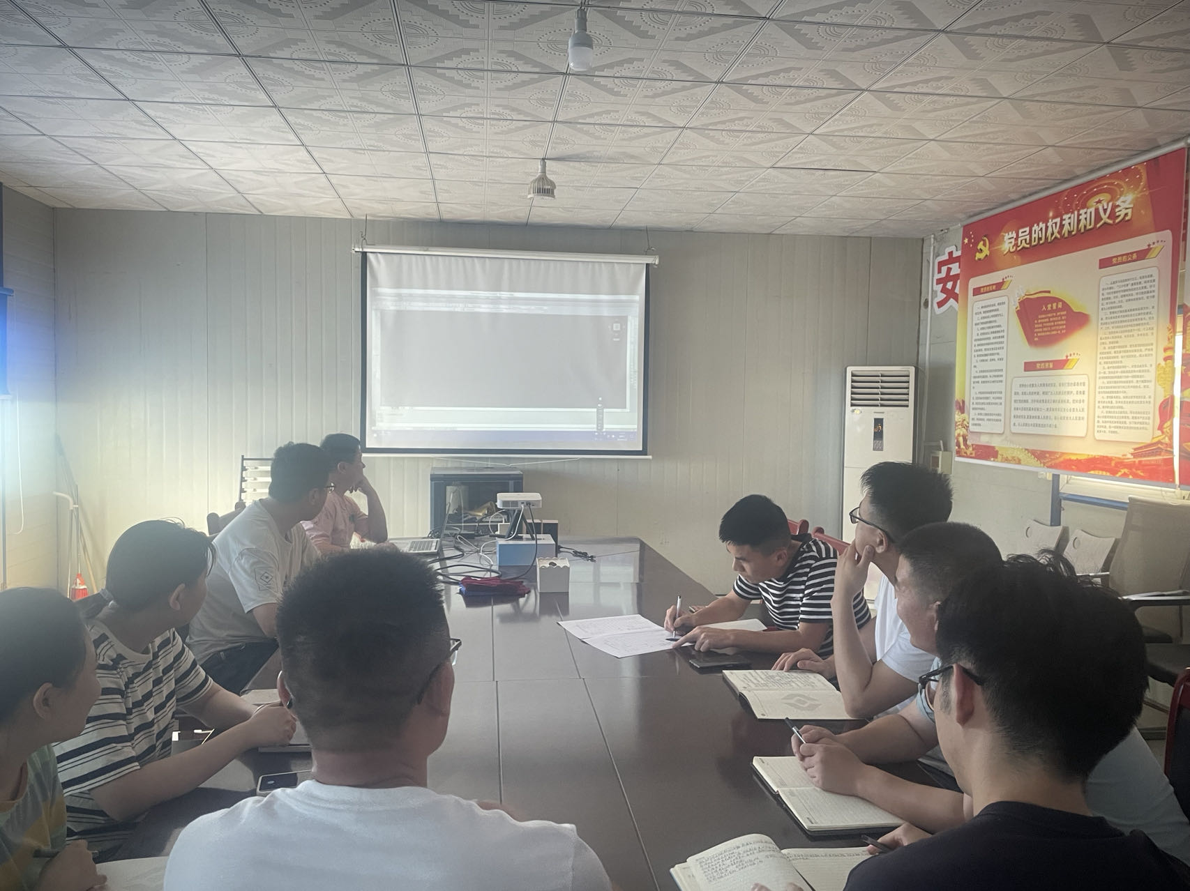 利其器 善其事 第二區(qū)域項目部組織CAD實操培訓(xùn)