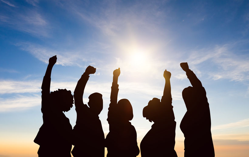 向著春天，奔赴希望