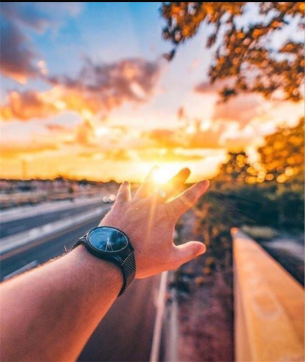 堅守初心，奮勇前進(jìn)