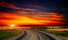 工作著，快樂著