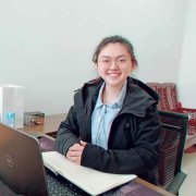 初次見(jiàn)面，請(qǐng)多關(guān)照