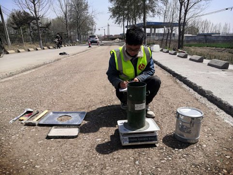 活在當(dāng)下，不負(fù)韶華