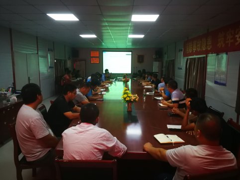 江西項目開展“攻堅100天勞動競賽”，掀起路面施工大干高潮