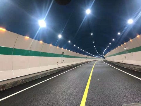 【抓作風(fēng) 創(chuàng)效益】G205項目馬公祠隧道提前29天開放交通