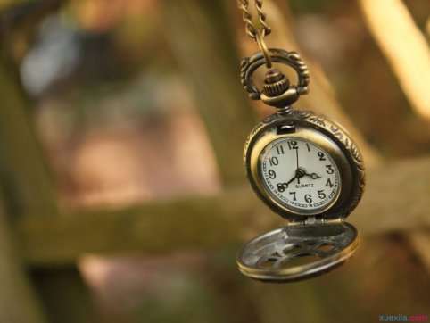 不忘過(guò)去，珍惜現(xiàn)在，相信未來(lái)