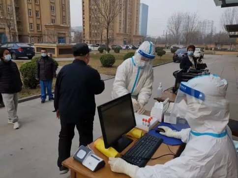 萬眾一心，眾志成城