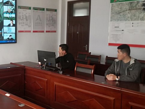 【臨臨風(fēng)采】臨臨總監(jiān)辦召開三月份安全環(huán)保監(jiān)理例會