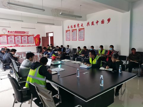 【臨臨風(fēng)采】臨臨六標(biāo)項(xiàng)目首根墩柱順利澆筑完成